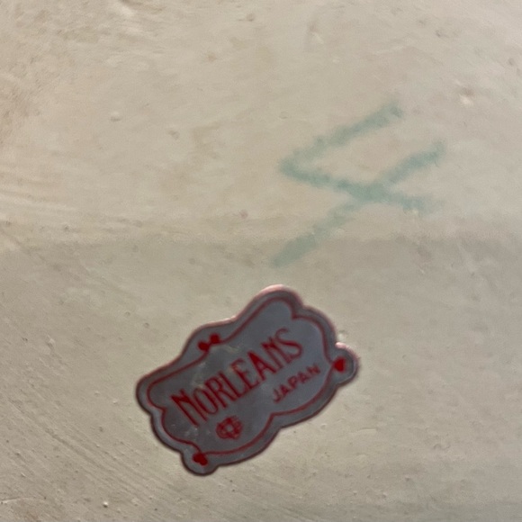 Vintage Norleans Large 3-D Ceramic Pitcher or Urn with spout Japan - Picture 7 of 9